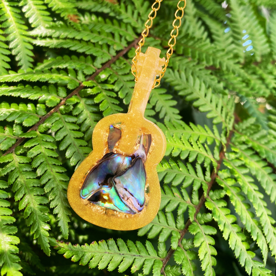Pāua Guitar Pendant