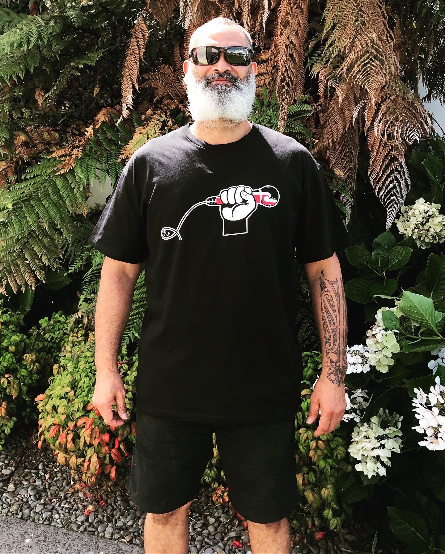 Tino Rangatiratanga Microphone Tee